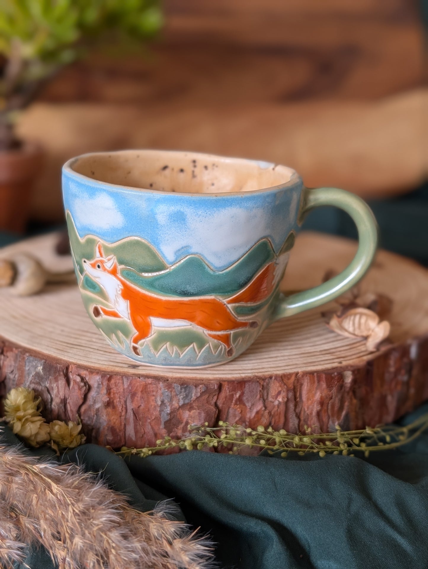Running Fox Large Cup
