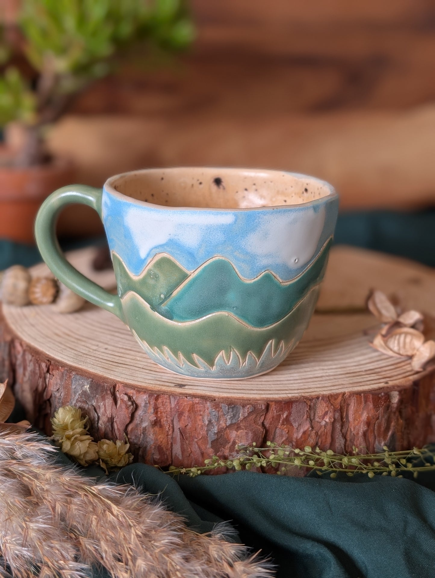 Running Fox Large Cup