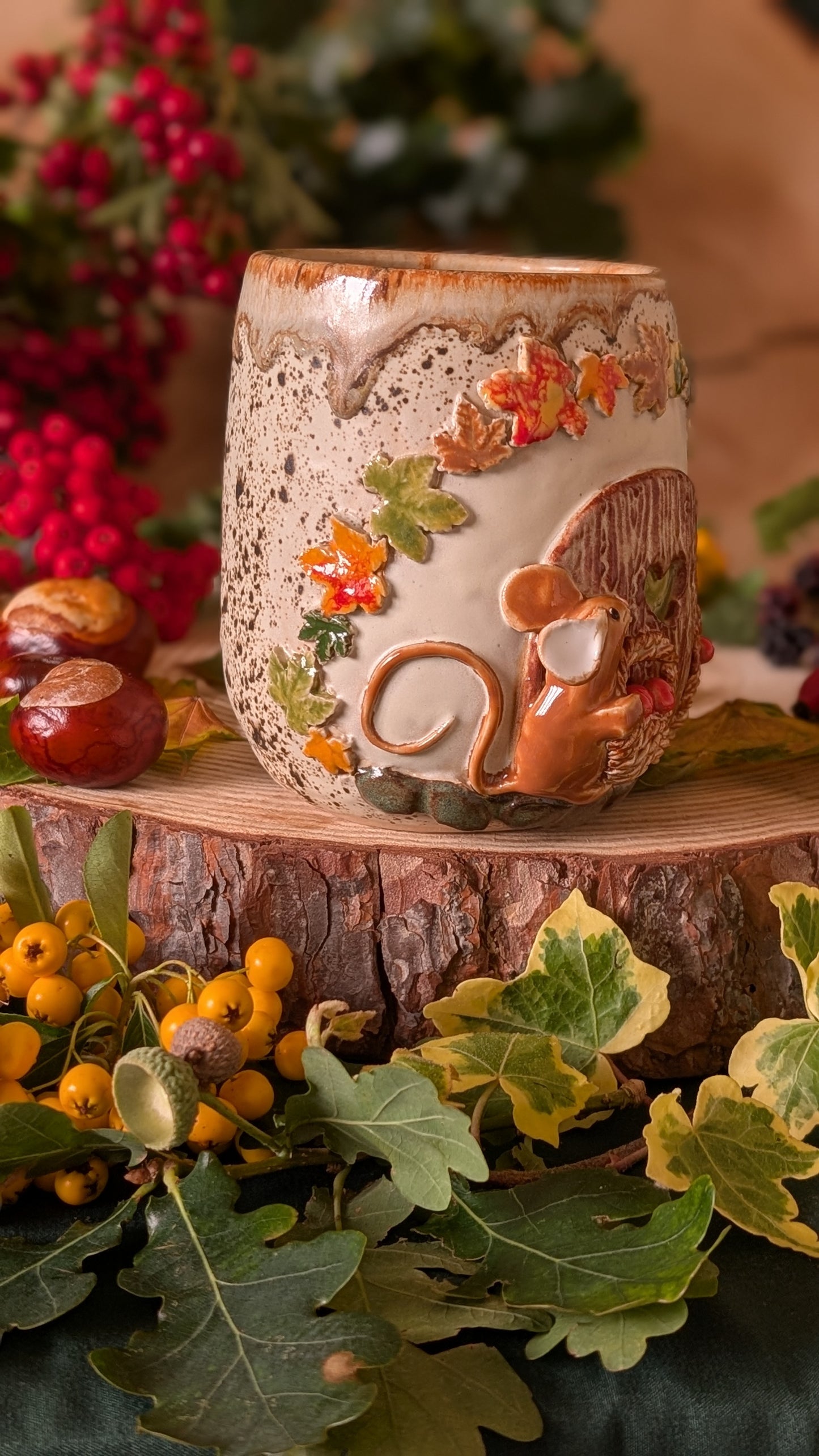 Mouse, Apple Basket and Fairy Door – Handmade Unique Mug with Autumn Leaves 15