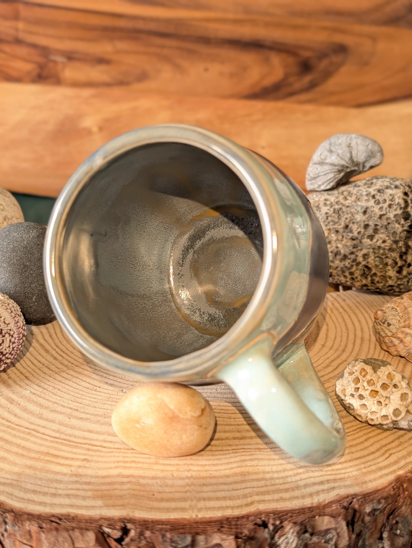 Handmade Whale Pottery Mug – Unique Ocean Inspired Hand Carved Ceramic Cup (500ml) NO3