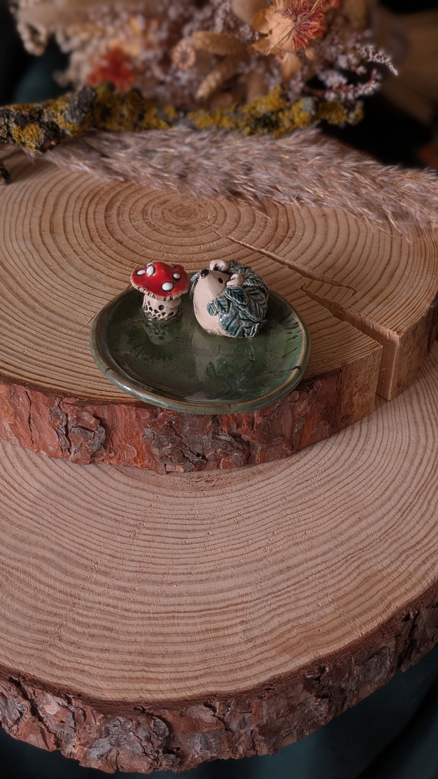 Oakling & Shroomling. Small Trinket Dish with Hedgehog & Mushroom, Jewellery Tray or Tealight Holder 9