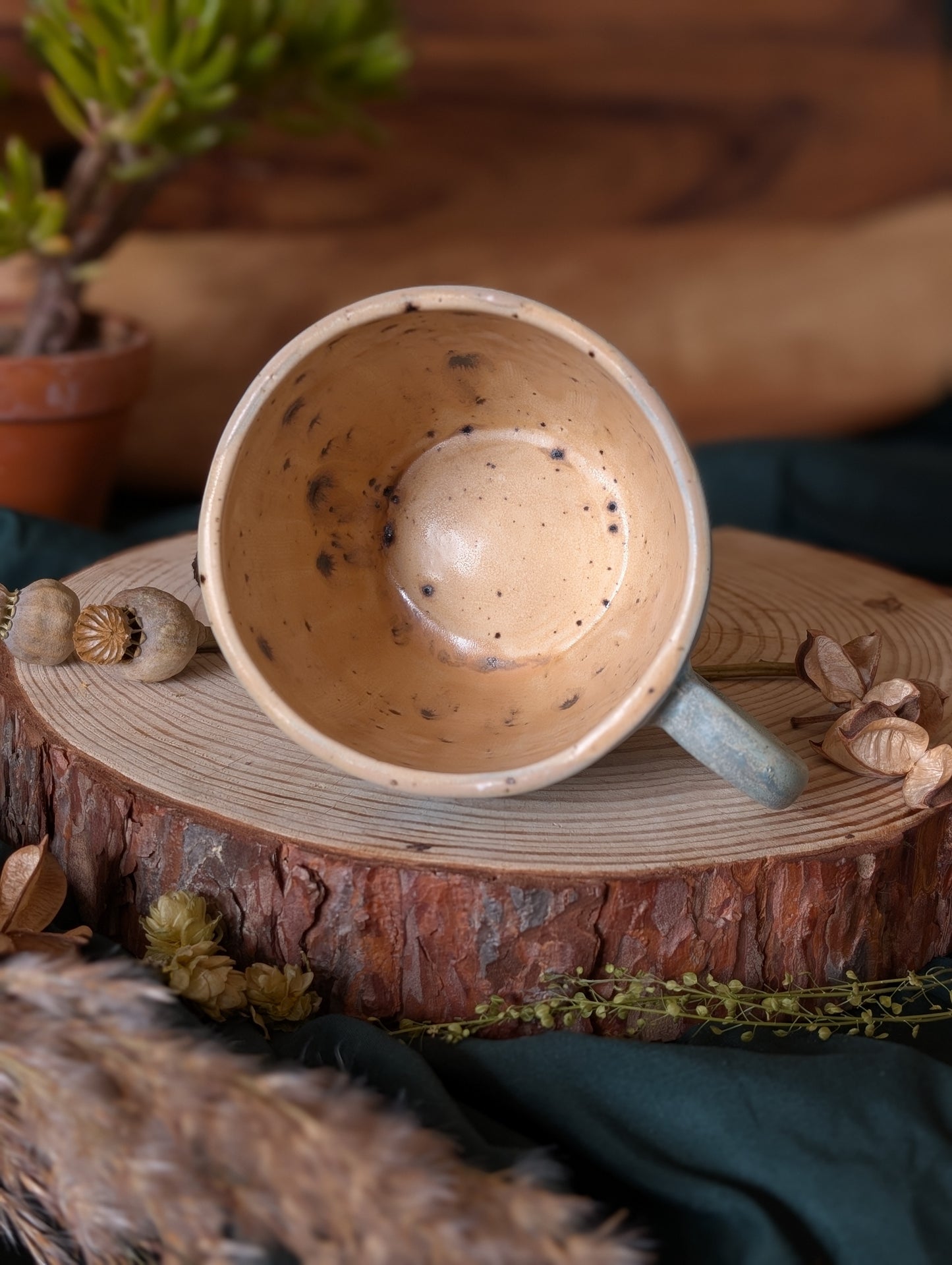 Running Badger Large Cup