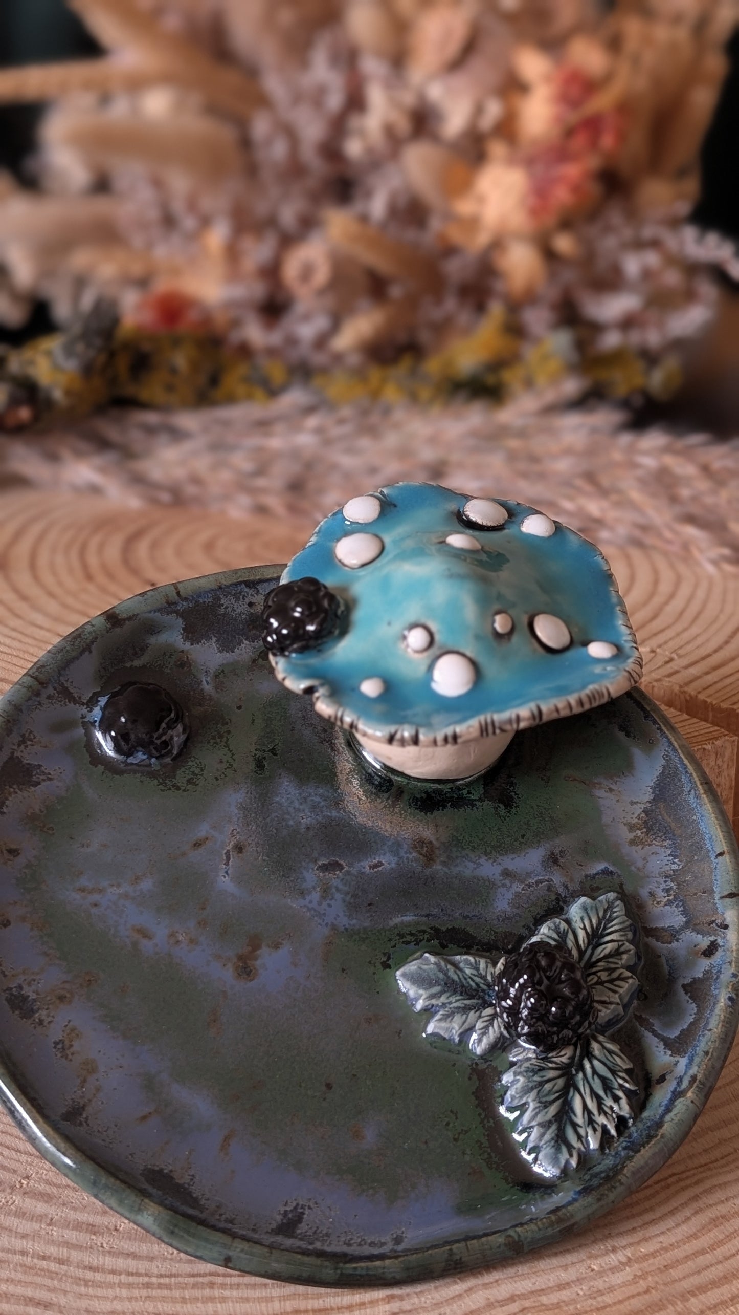 Shroomling. Large Trinket Dish with Mushroom, Jewellery Tray or Tealight Holder 2