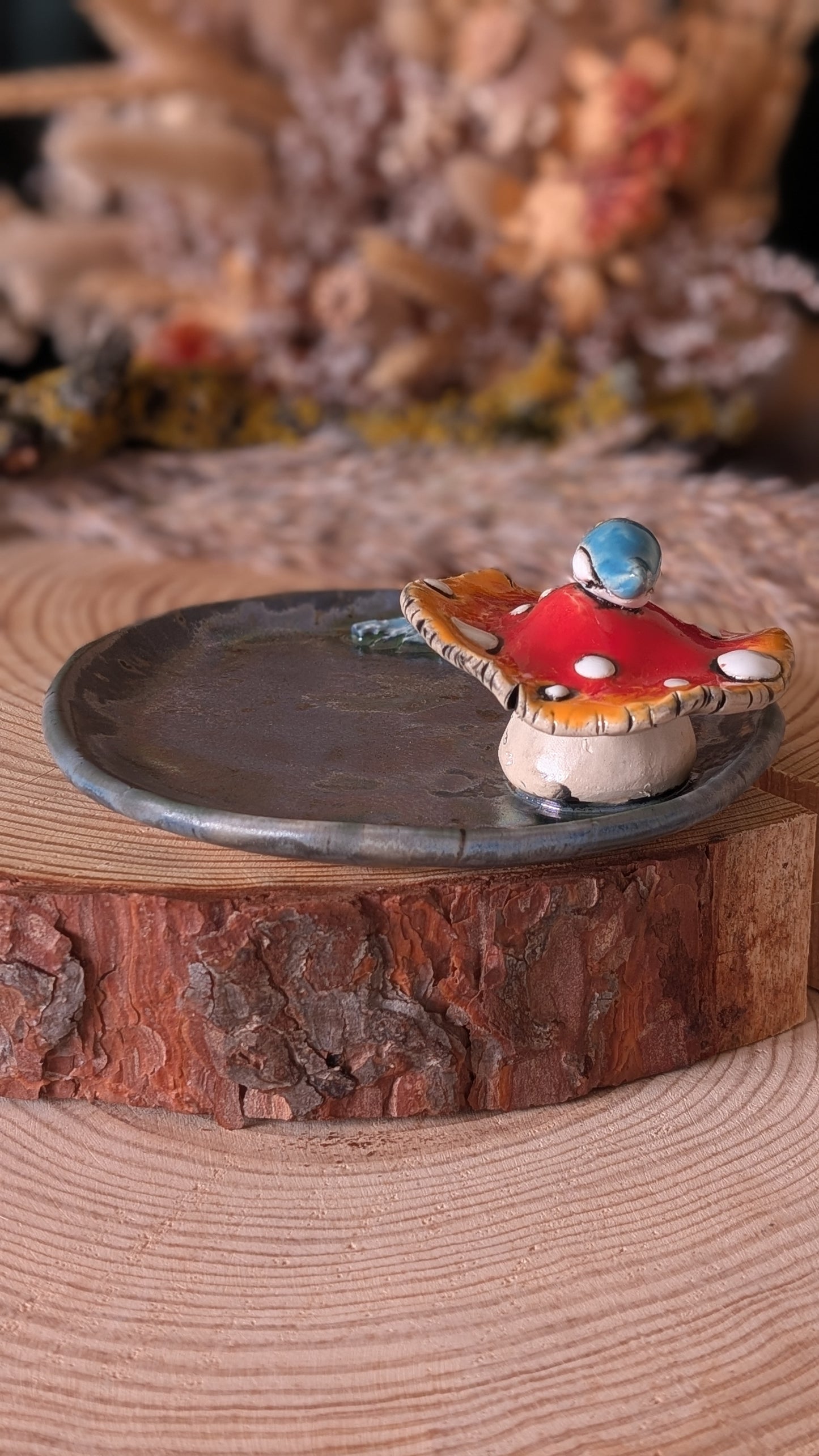 Shroomling. Large Trinket Dish with Mushroom, Jewellery Tray or Tealight Holder 3