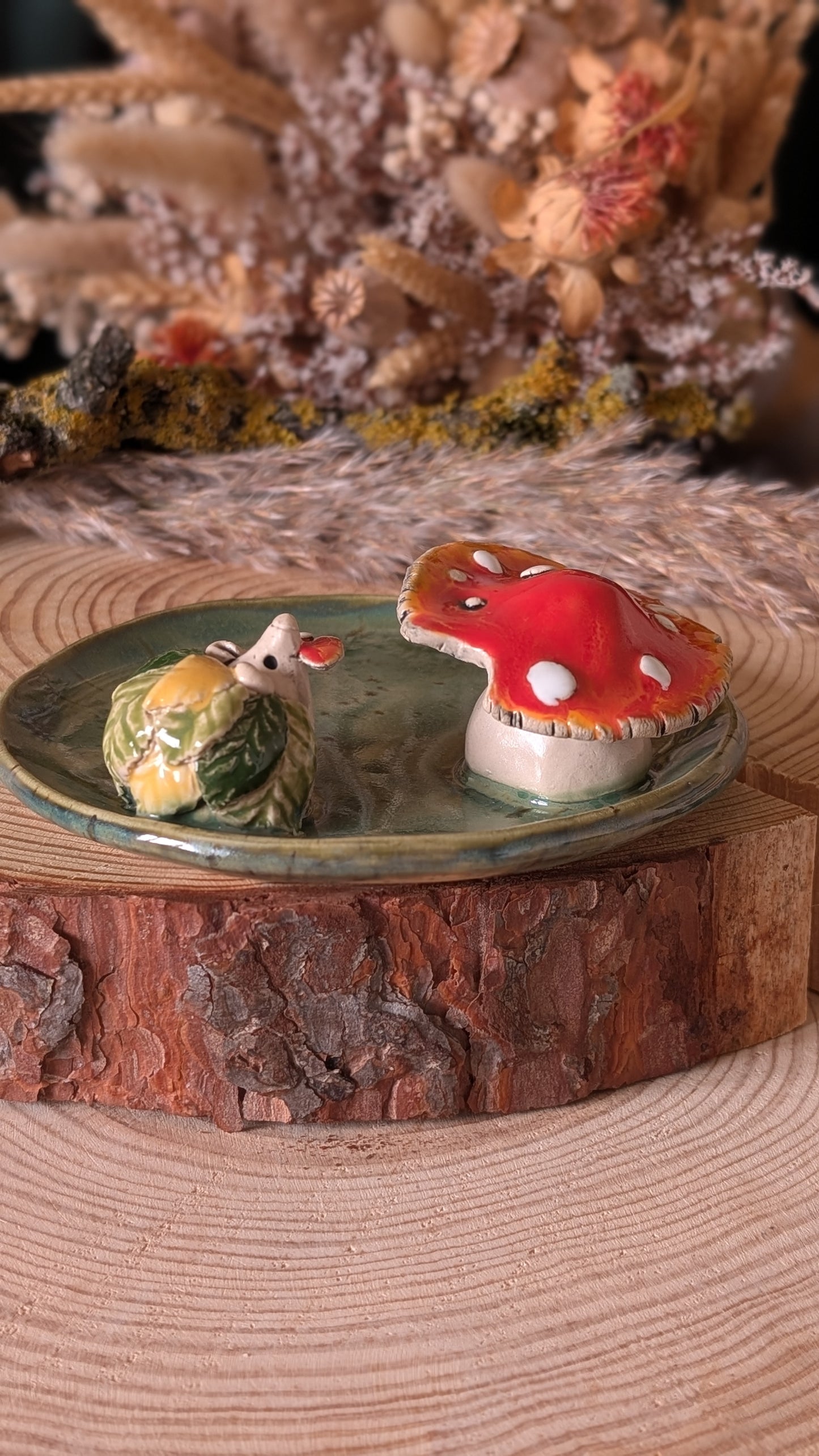 Shroomling. Large Trinket Dish with Mushroom, Jewellery Tray or Tealight Holder 4