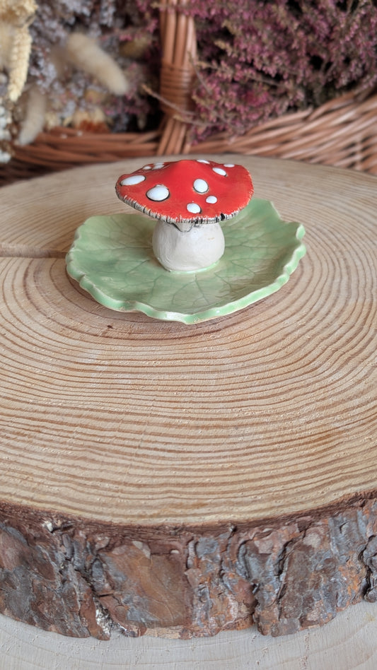 Small Trinket Dish with Mushroom, Jewellery Tray or Tealight Holder 23